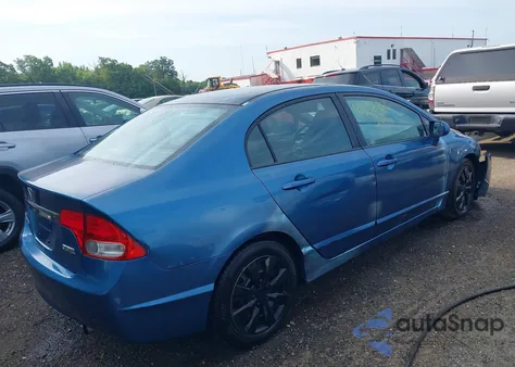 2010 Honda Civic Lx z USA, uszkodzony, nr VIN 2HGFA1F53AH581332